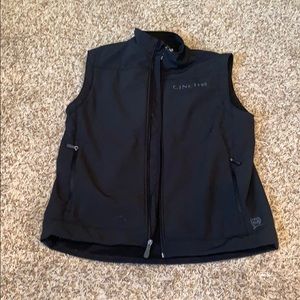 Men’s Cinch vest